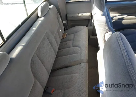 1996 GMC Sierra C1500 z USA, uszkodzony, nr VIN 2GTEC19R6T1519146